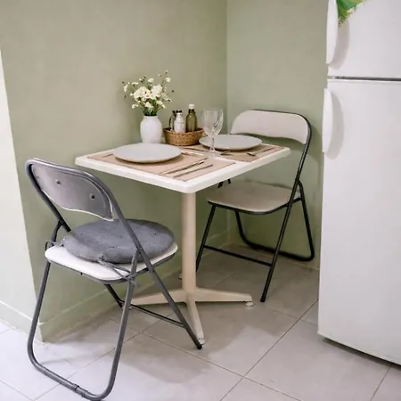 Апартаменты Corinth Central Studio *