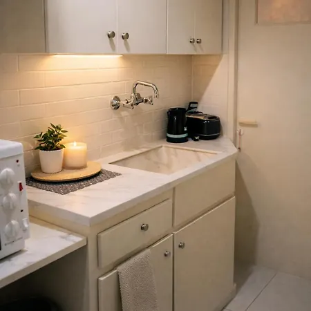 Апартаменты Corinth Central Studio Corinth