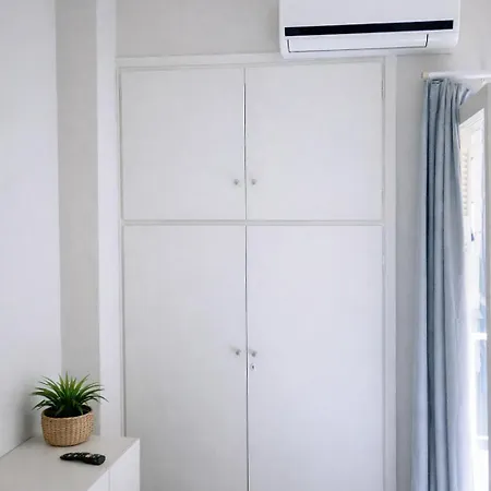 Апартаменты Corinth Central Studio Corinth